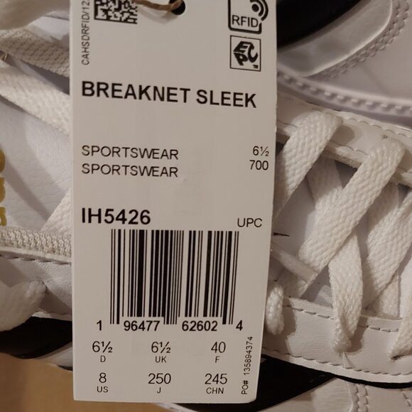 *New* Adidas Women's Breaknet Sleek Shoes - Picture 7 of 9